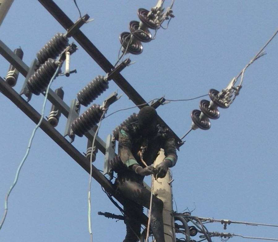 Man Electrocuted Trying To Steal Transformer Parts