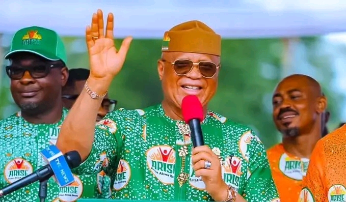 Breaking: Akwa Ibom Governor Dumps PDP, Joins APC